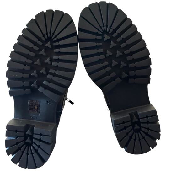 Aqua Aria Leather Combat Boots Rhinestone Trim Lace Up NEW Size 5 - Picture 10 of 11